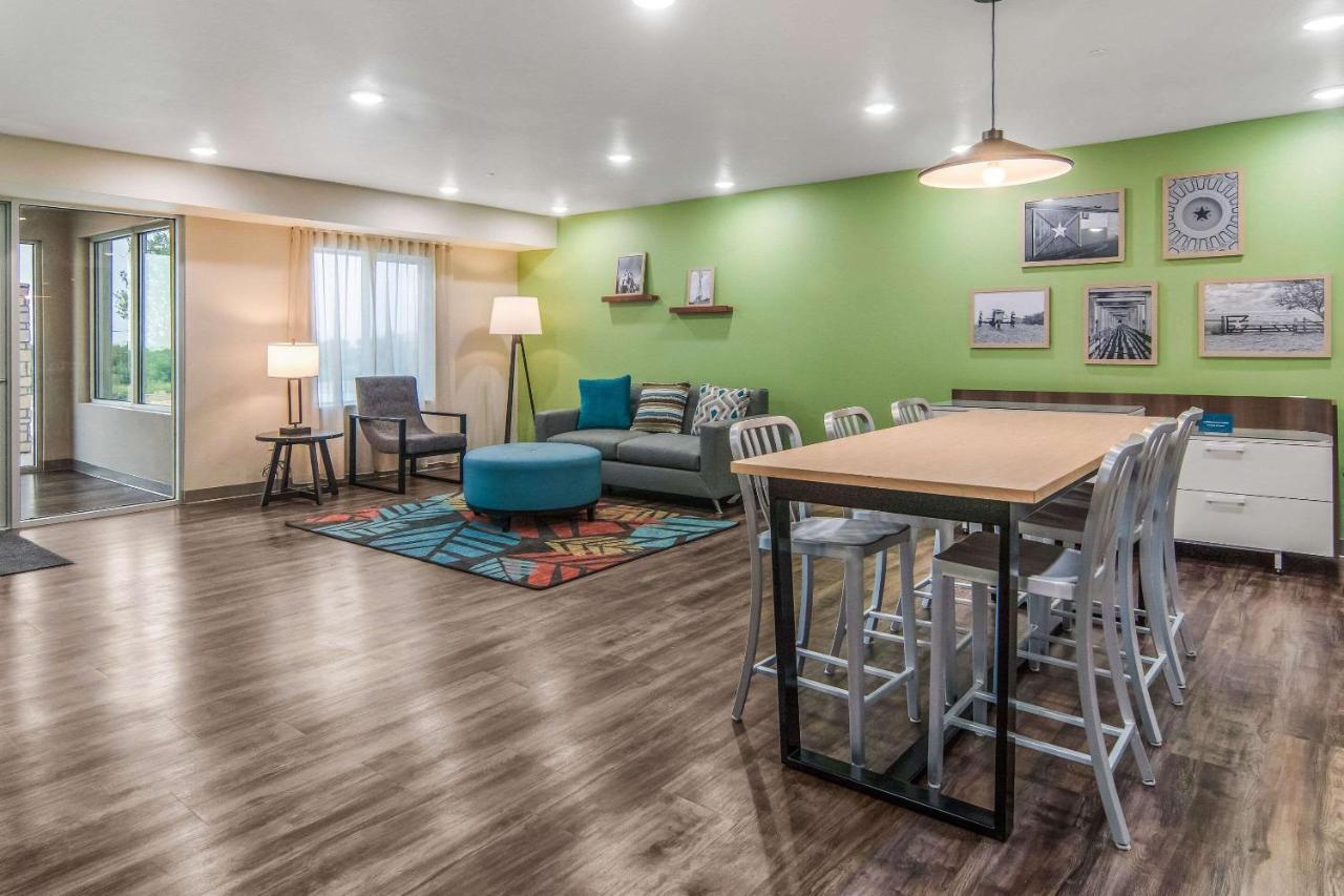Woodspring Suites North Ft Worth Alliance Tx Speedway Форт Уорт Екстериор снимка